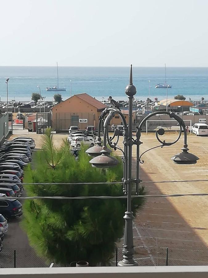 Suite Roma تْشيفالو المظهر الخارجي الصورة