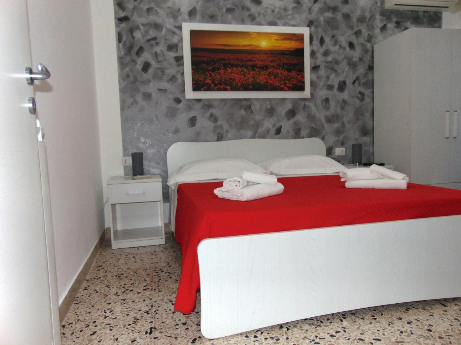Suite Roma تْشيفالو المظهر الخارجي الصورة