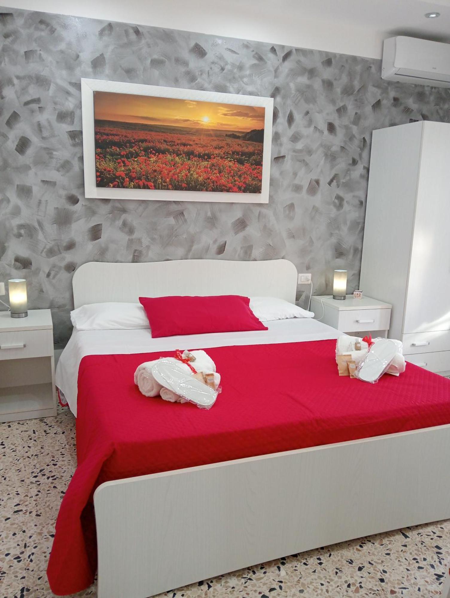 Suite Roma تْشيفالو المظهر الخارجي الصورة